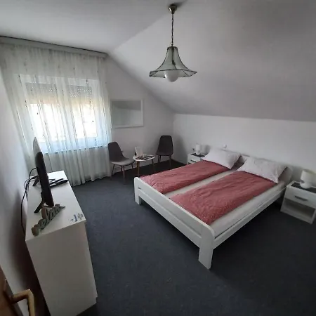 Konukevi Denis Dubrave Gornje