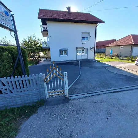 Guest house Denis Dubrave Gornje