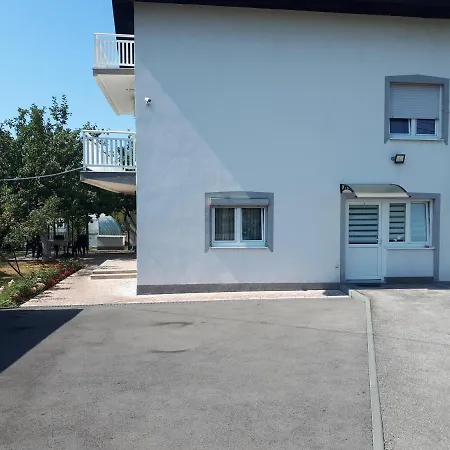 Denis Guest house 3*