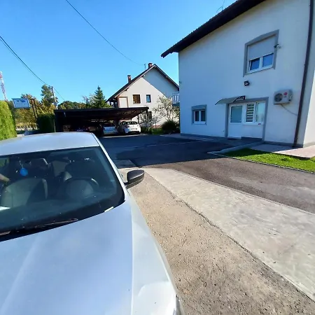 Konukevi Denis Dubrave Gornje