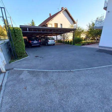 Konukevi Denis Dubrave Gornje